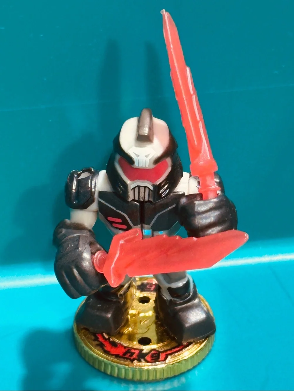 Ultravolt ULTRA RARE Akedo Ultimate Arcade Warriors action figure metallic base